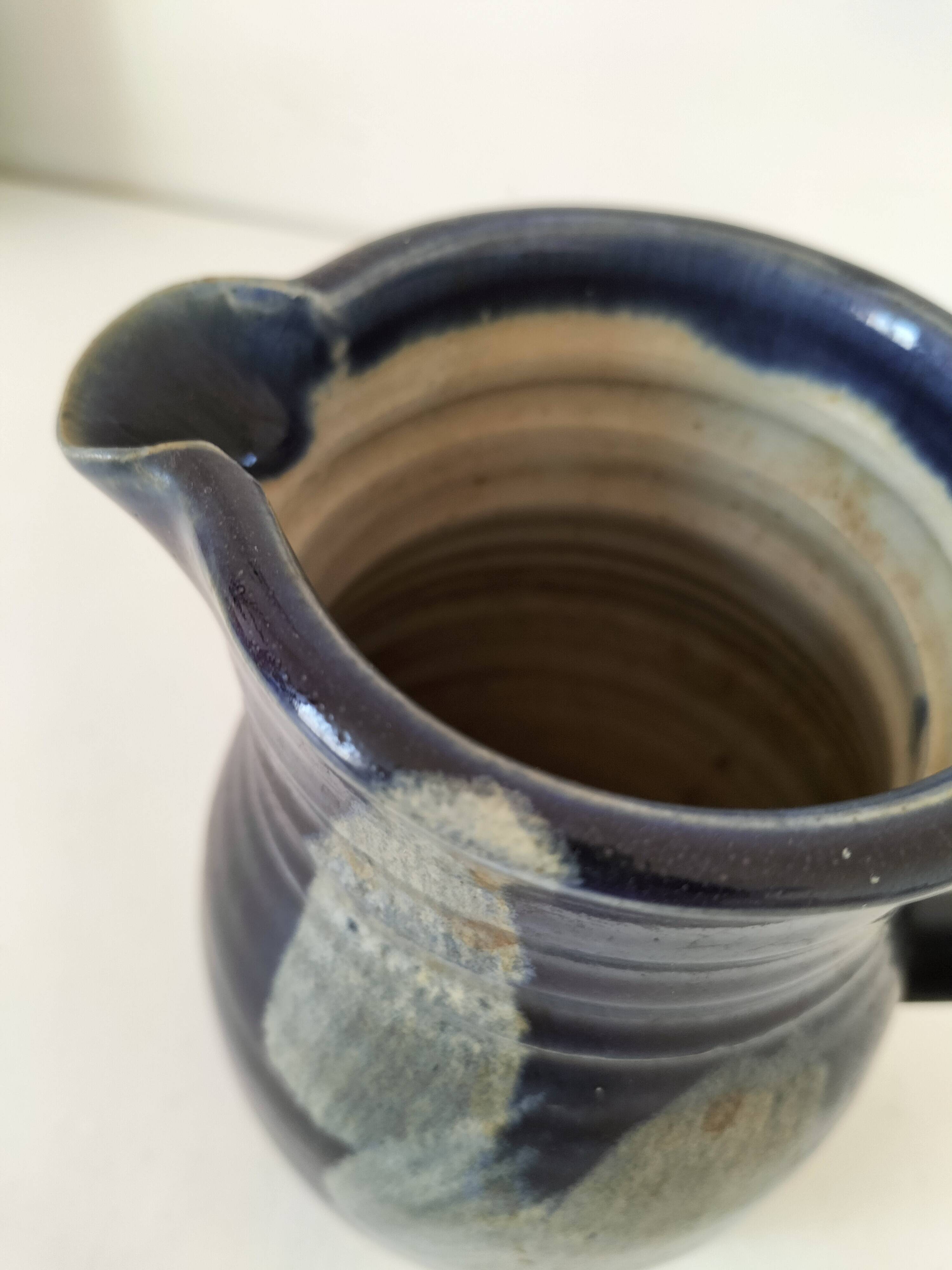 Stoneware pitcher Saint-Père, deep blue nuanced glaze