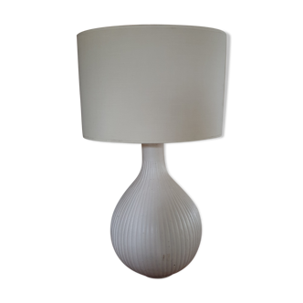 Table lamp ovoid shape with lampshade