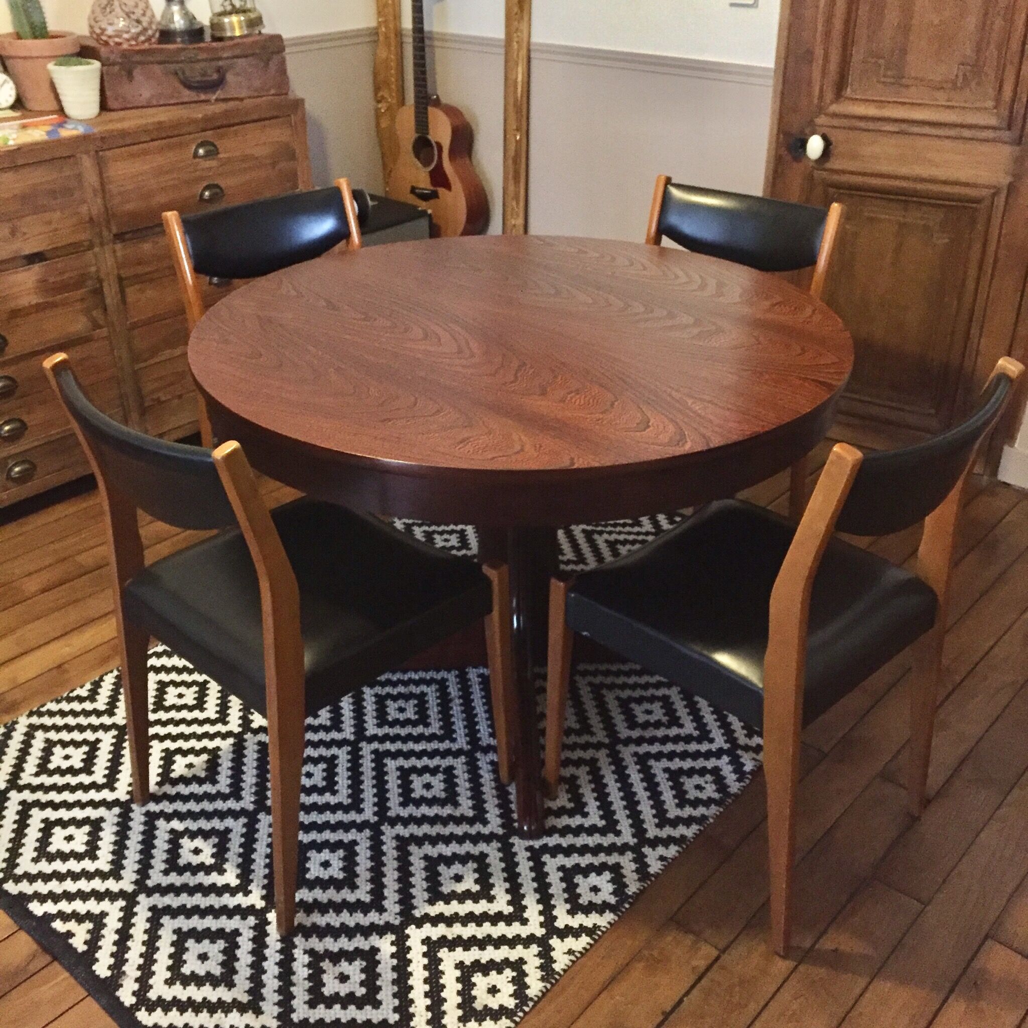 Scandinavian design extendable round table