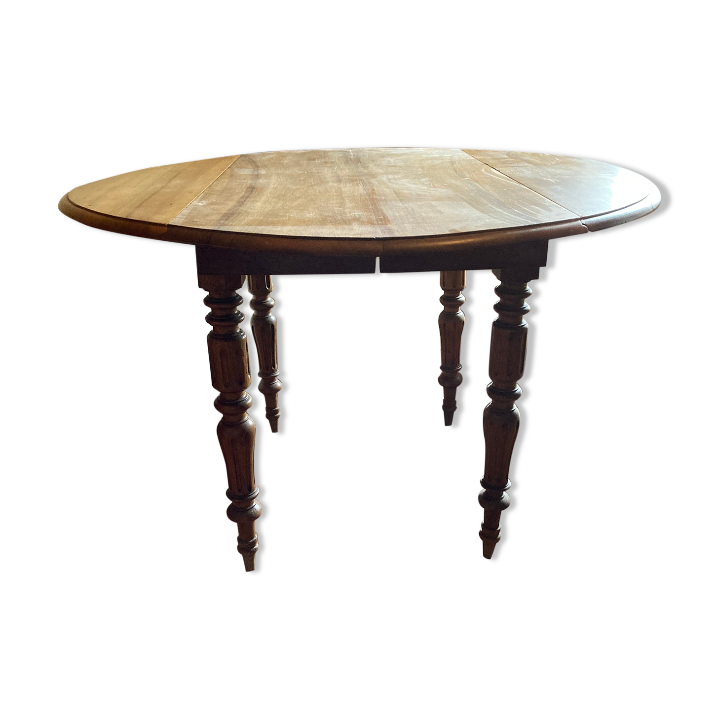 Louis Philippe Round Table