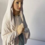 Ancienne vierge en plâtre