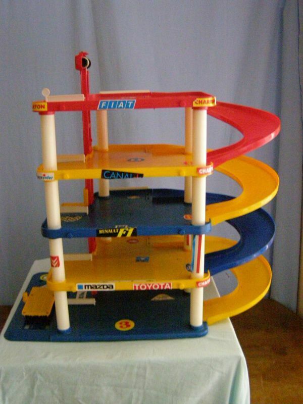 Charton toy: car garage, 4 levels