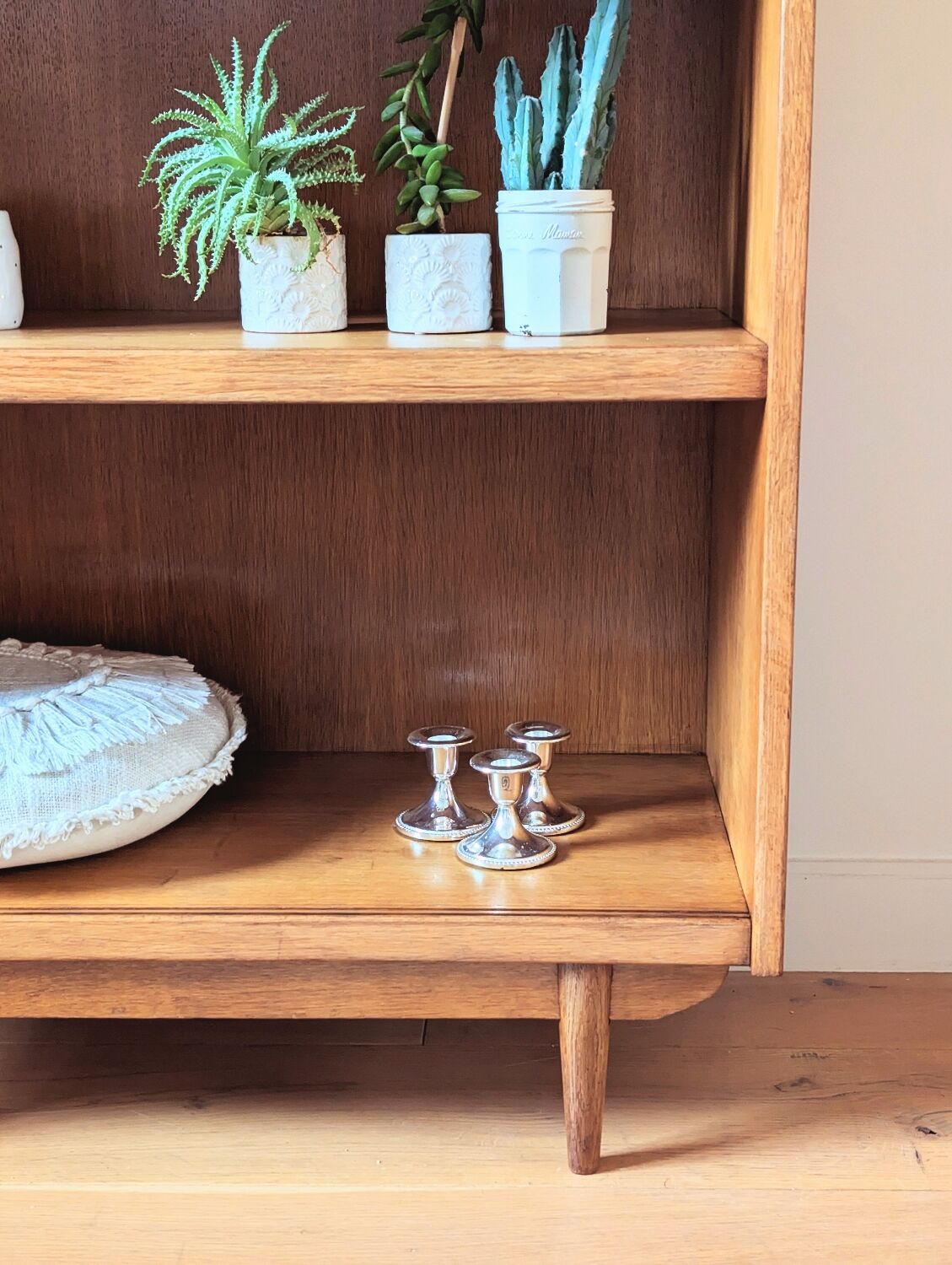 Vintage Danish Scandinavian design bookshelf.