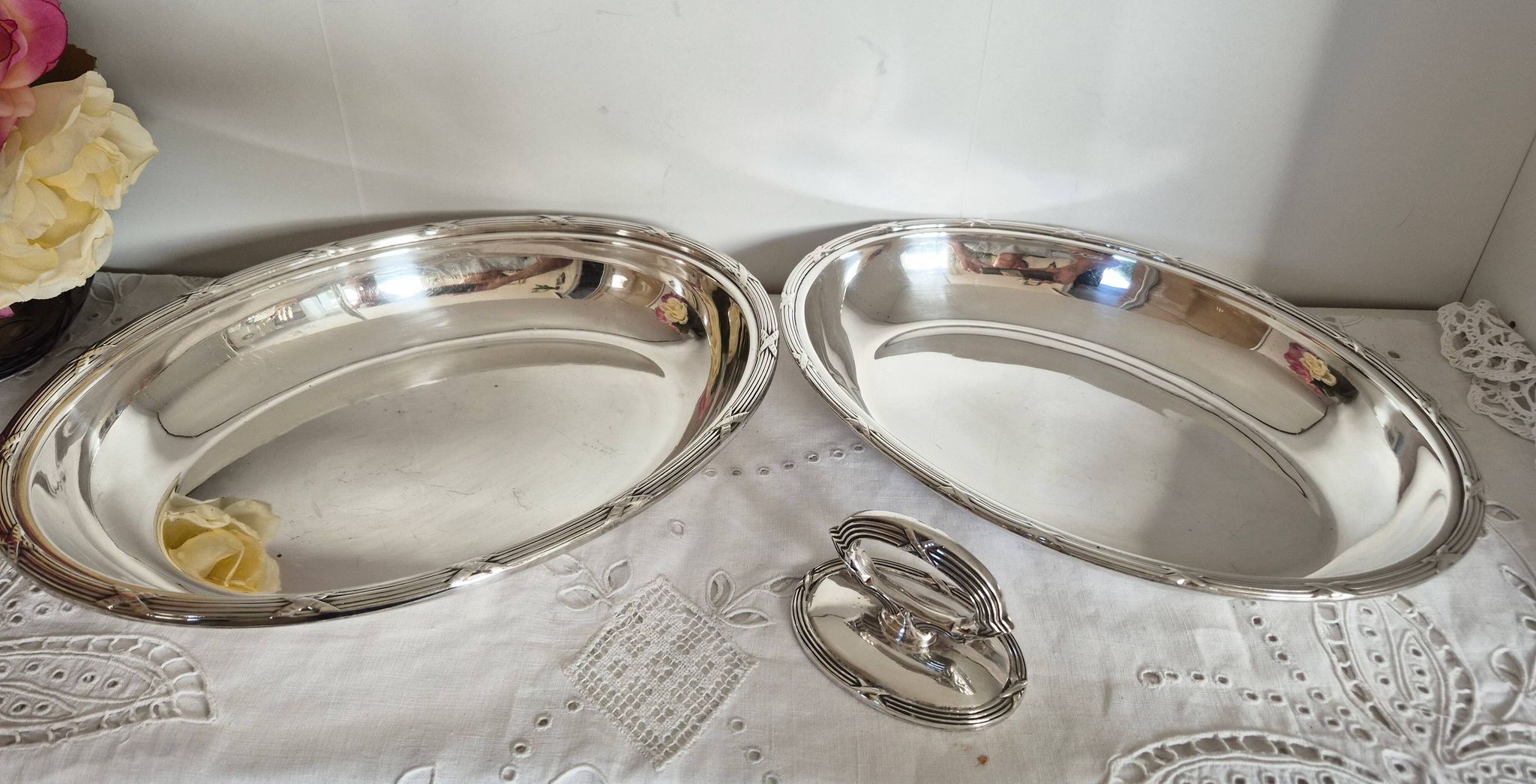 Oval silver-plated metal dishes, Dublin, serving dish, vegetable dish