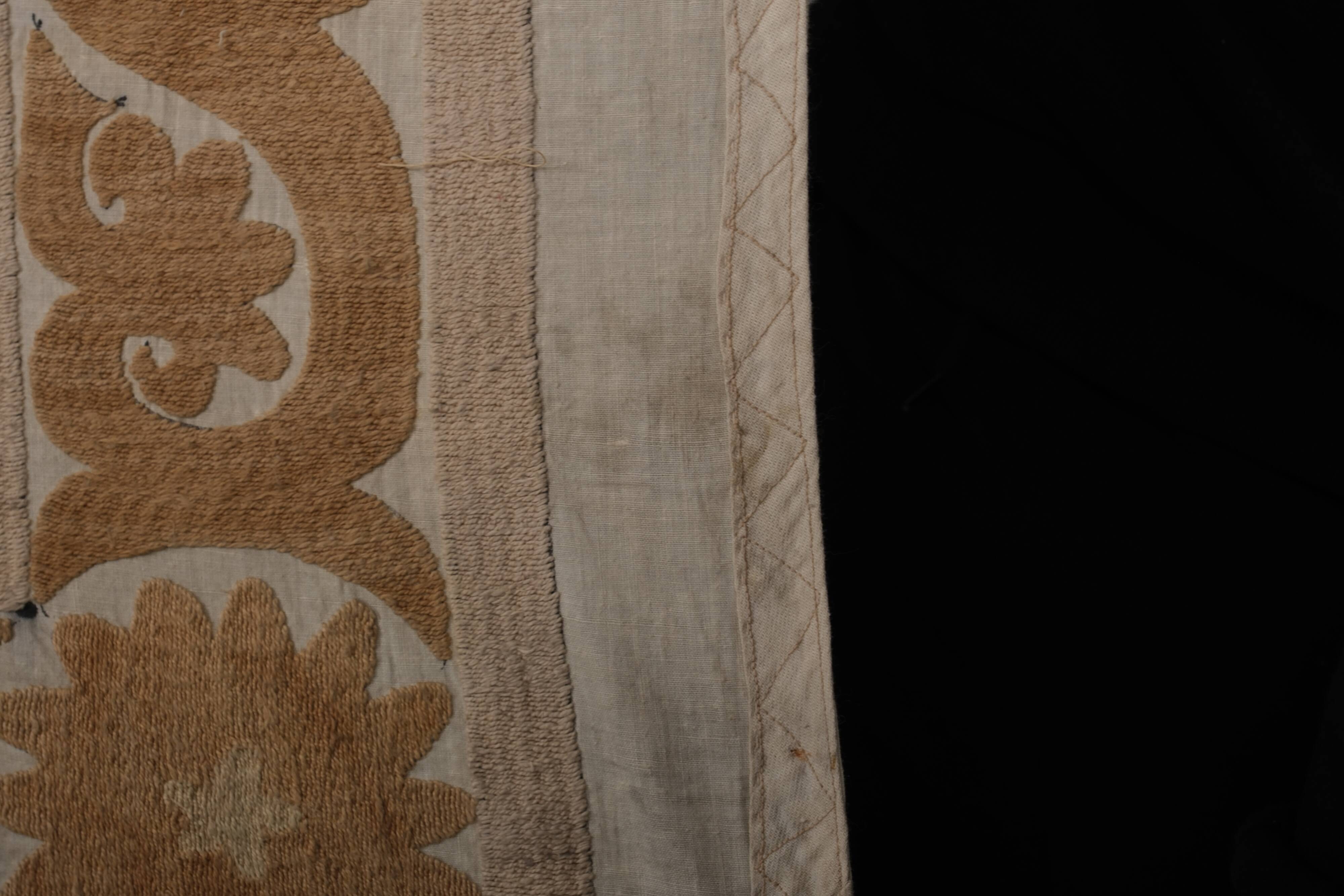 Hand knotted rug, vintage Turkish rug 135x155 cm