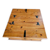 Large wooden chest coffee table in pine * Good condition