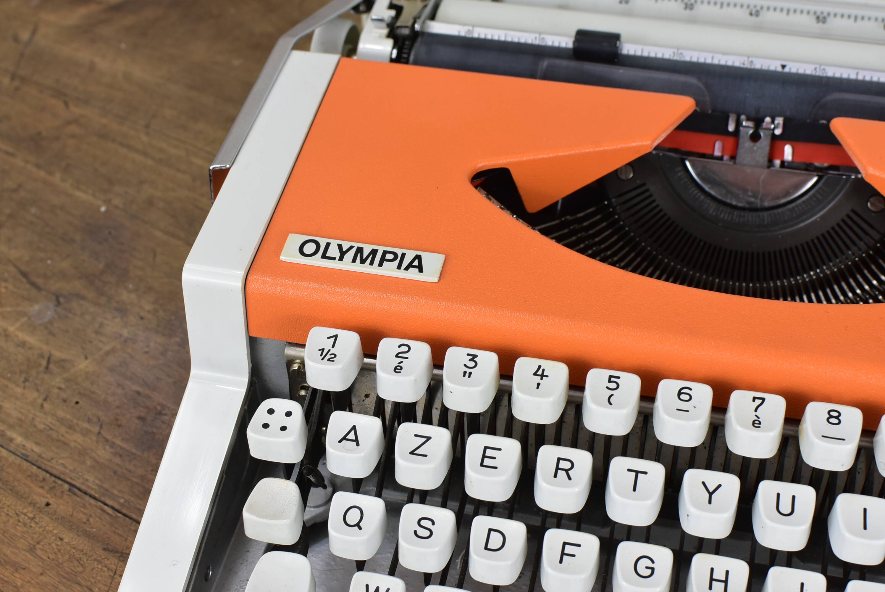 Olympia Traveller luxury typewriter