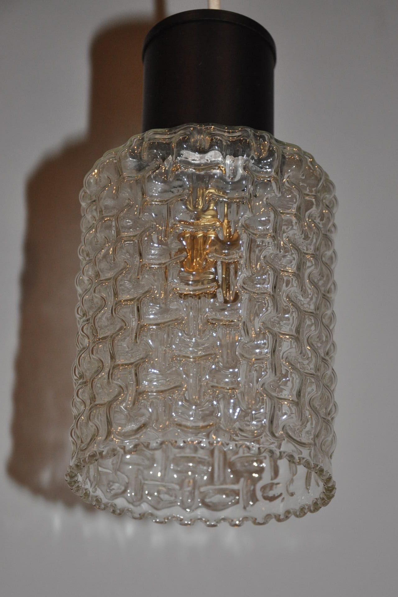 Suspended glass molded and vintage 70s in metal