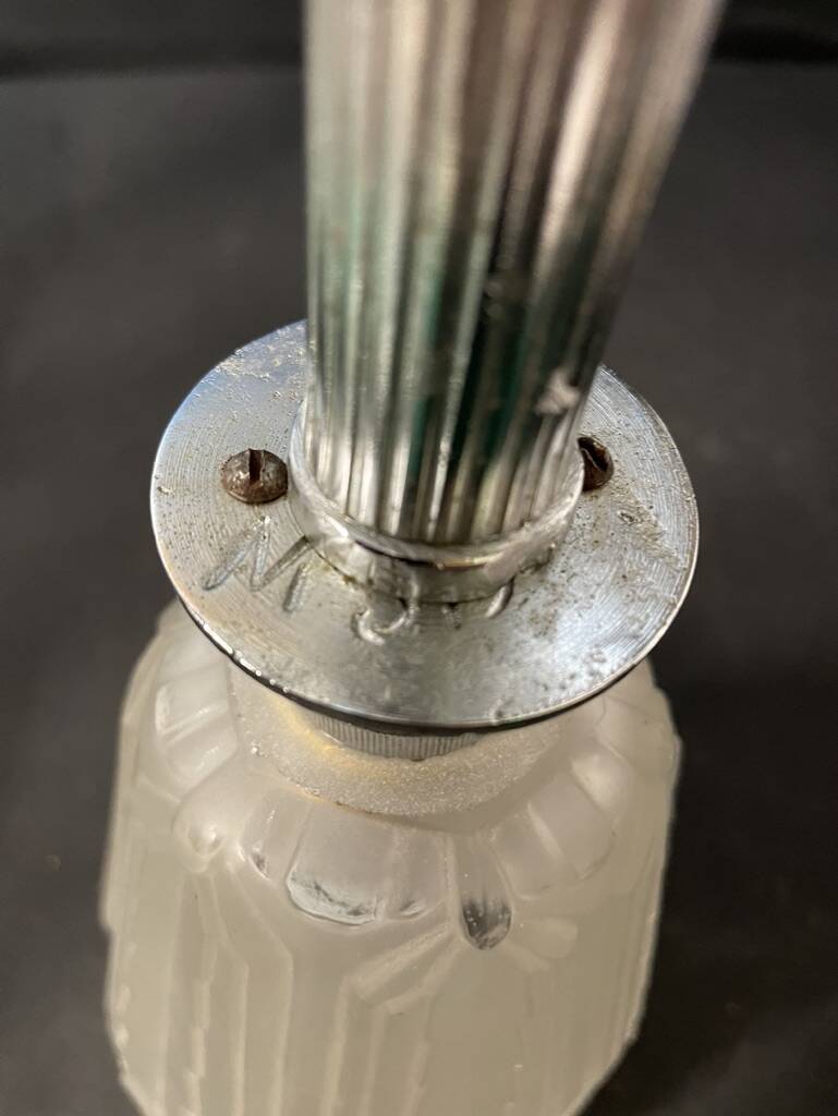 Art Deco table lamp – Silver bronze & pressed/molded glass