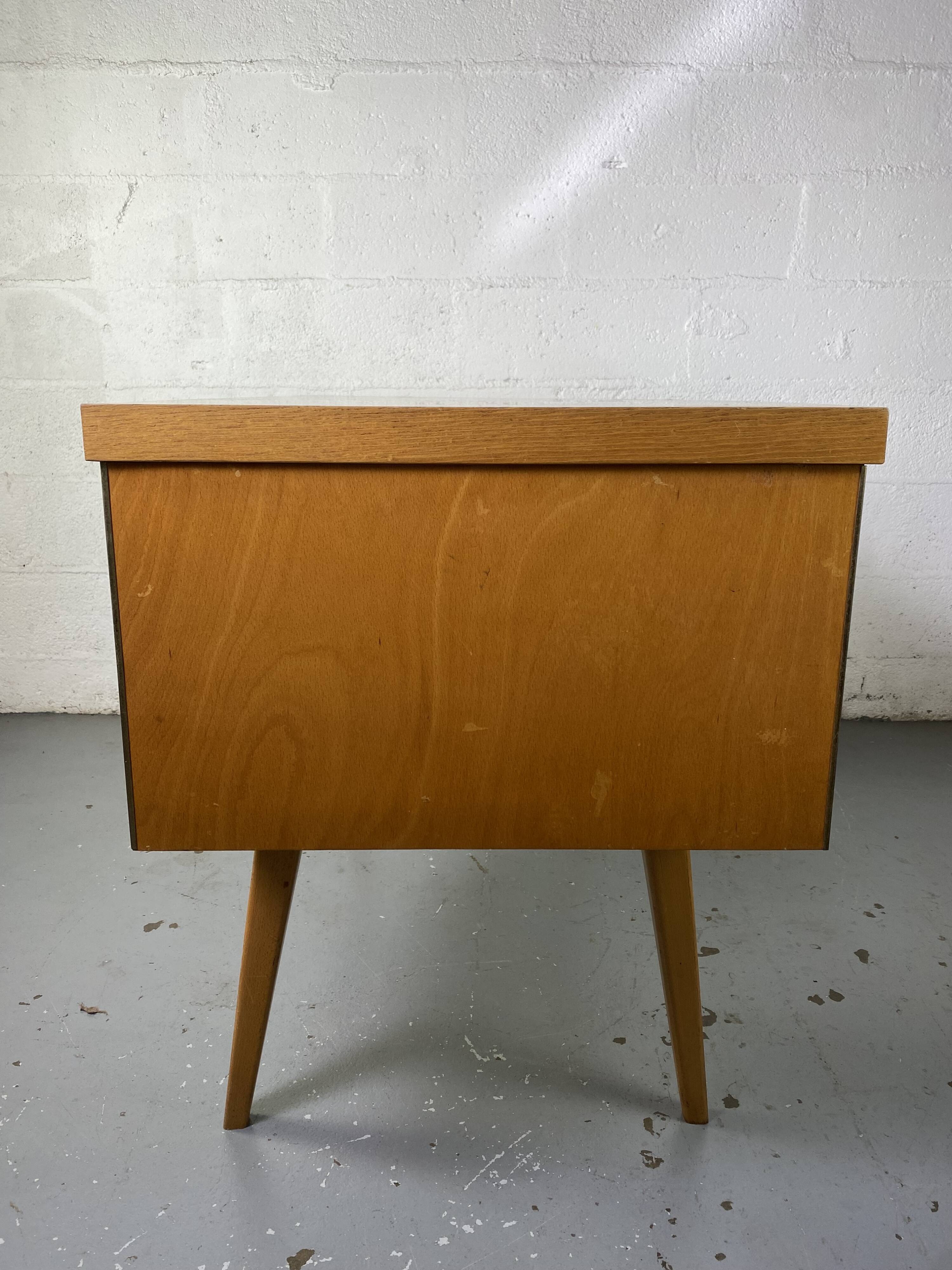 Desk Ekawerk Horn Lippe