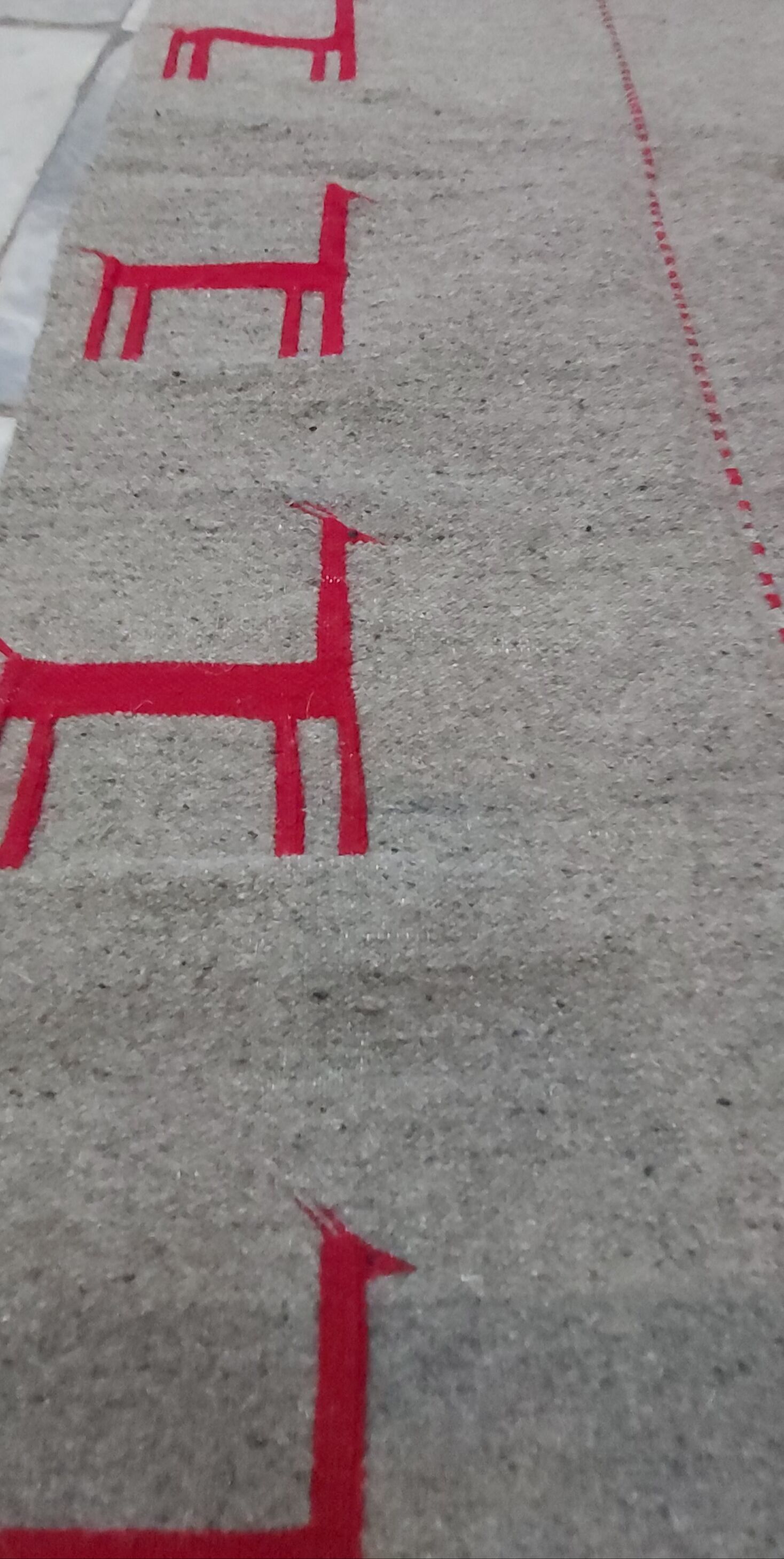 Tapis kilim couloir gris et rouge fait main en pure laine 190×75cm