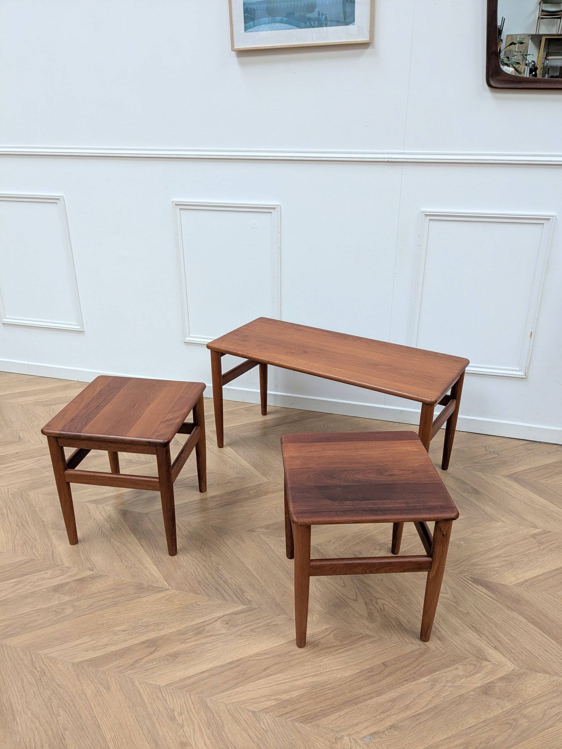 Table basse scandinave & 2 gigognes