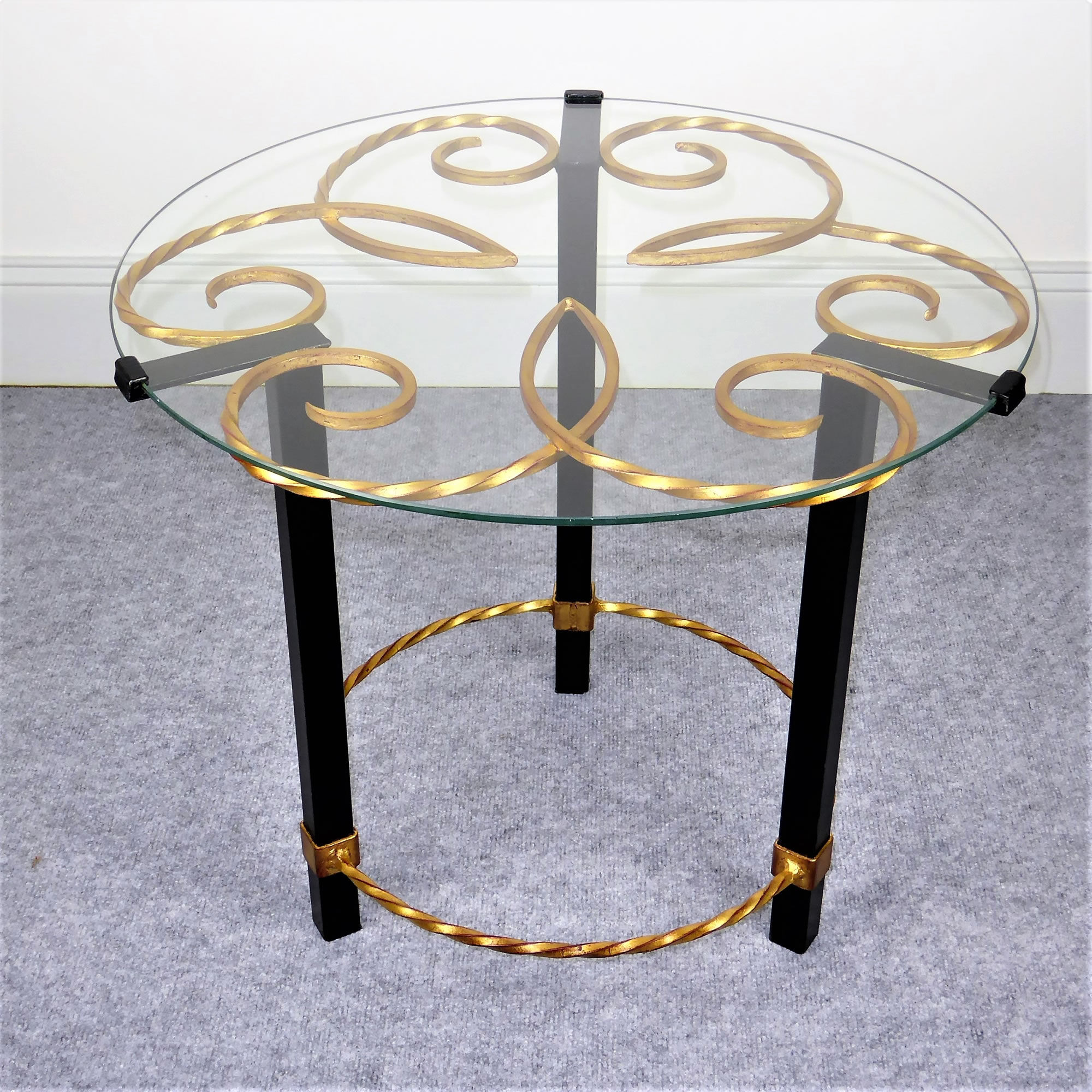 Guéridon plateau verre métal doré 1950