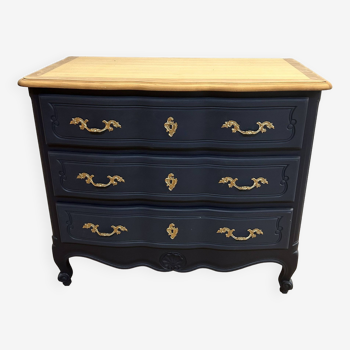 Revamped curved chest of drawers