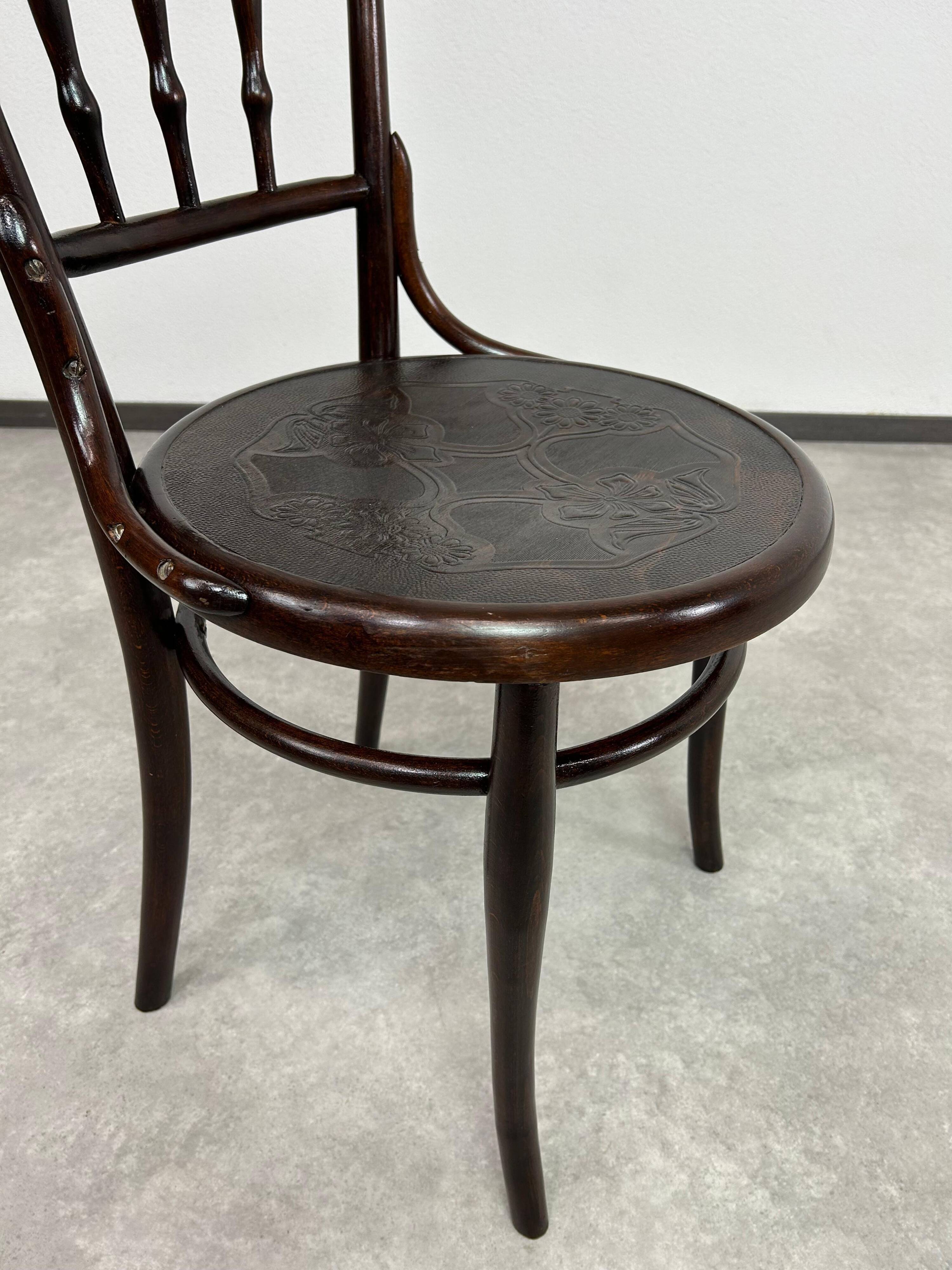 Bentwood dining chair by Thonet