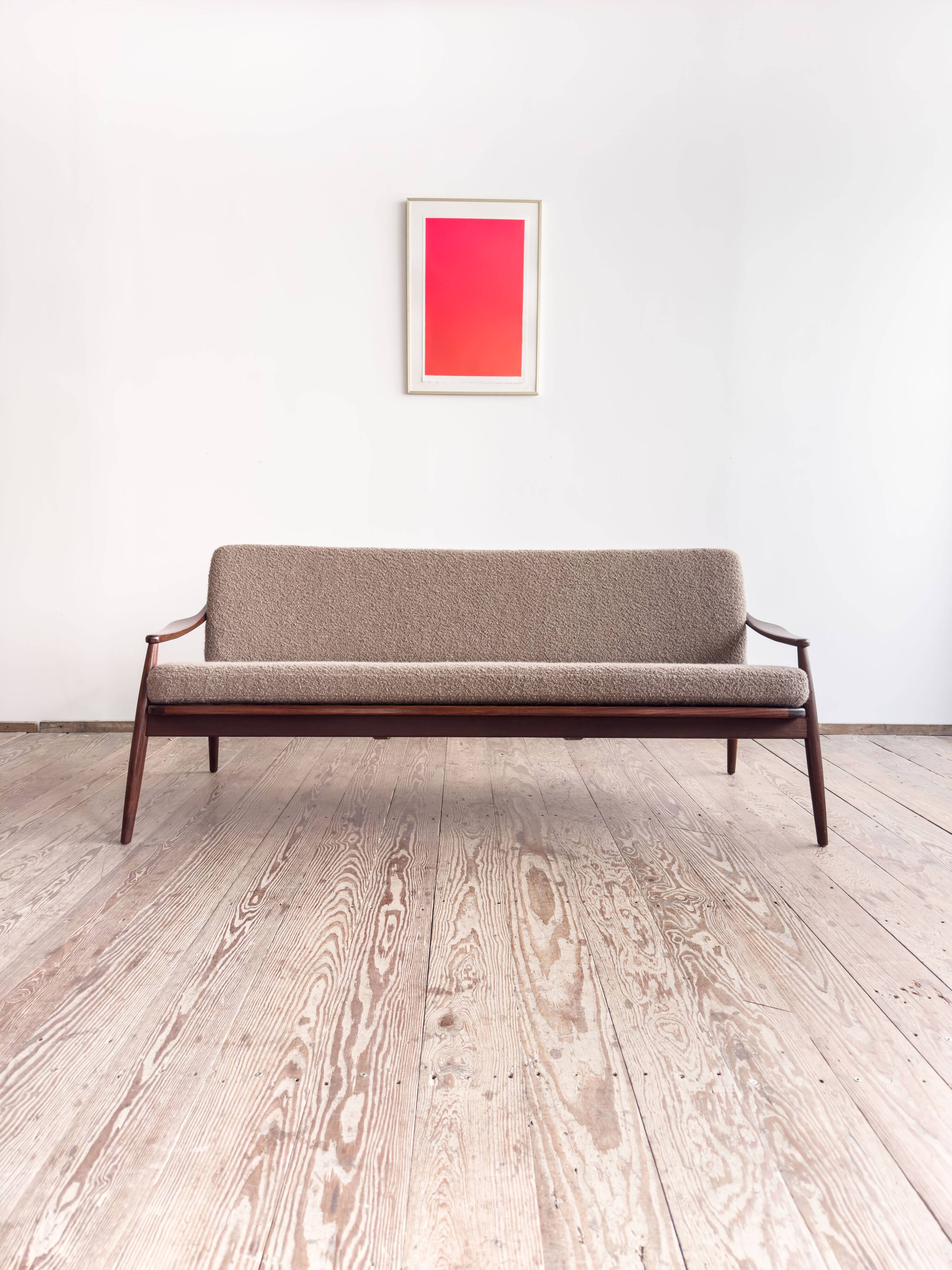 Mid Century Sofa par Hartmut Lohmeyer, teck et cannage