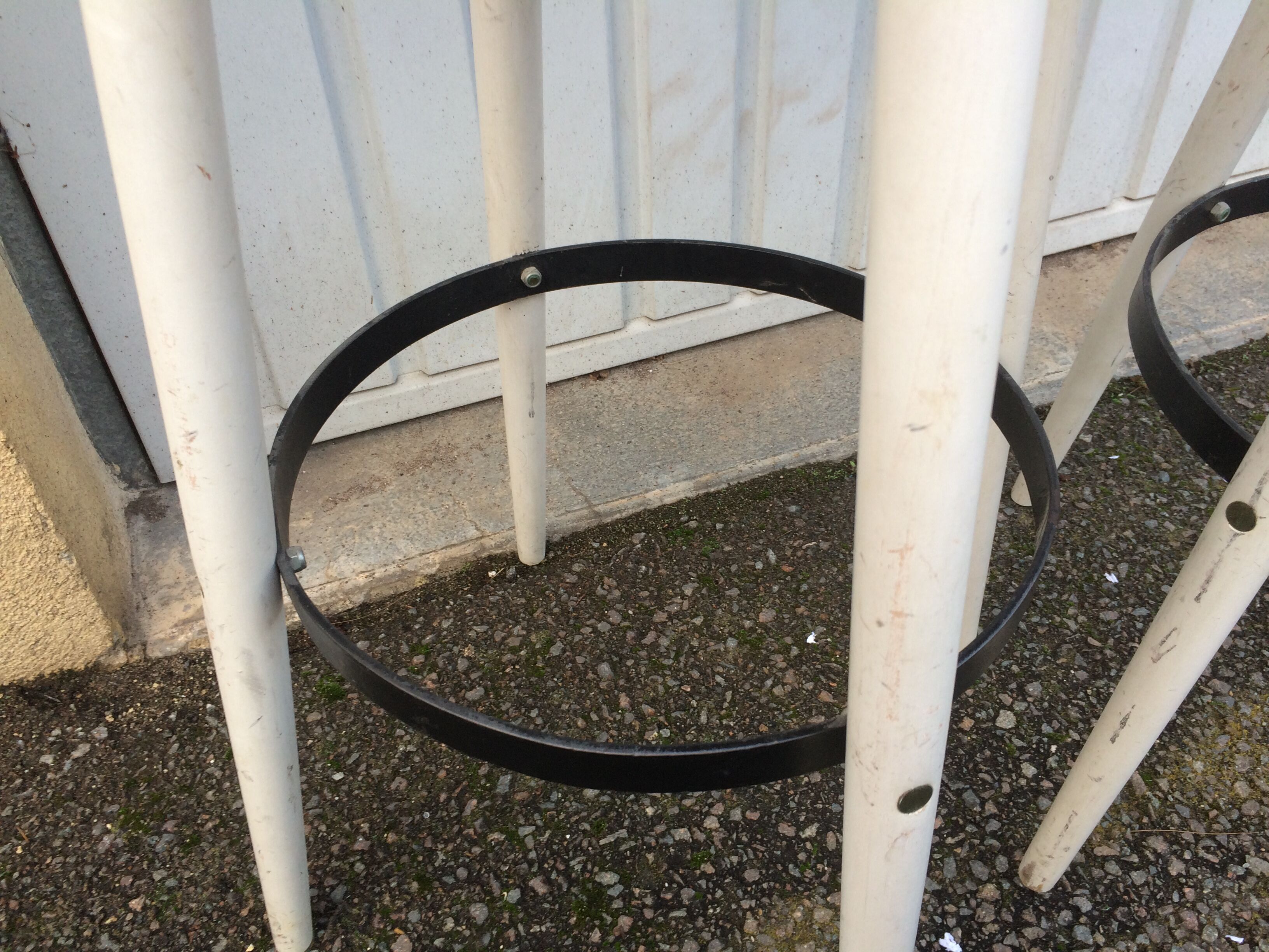 Pair of white and red 1950s bar stools