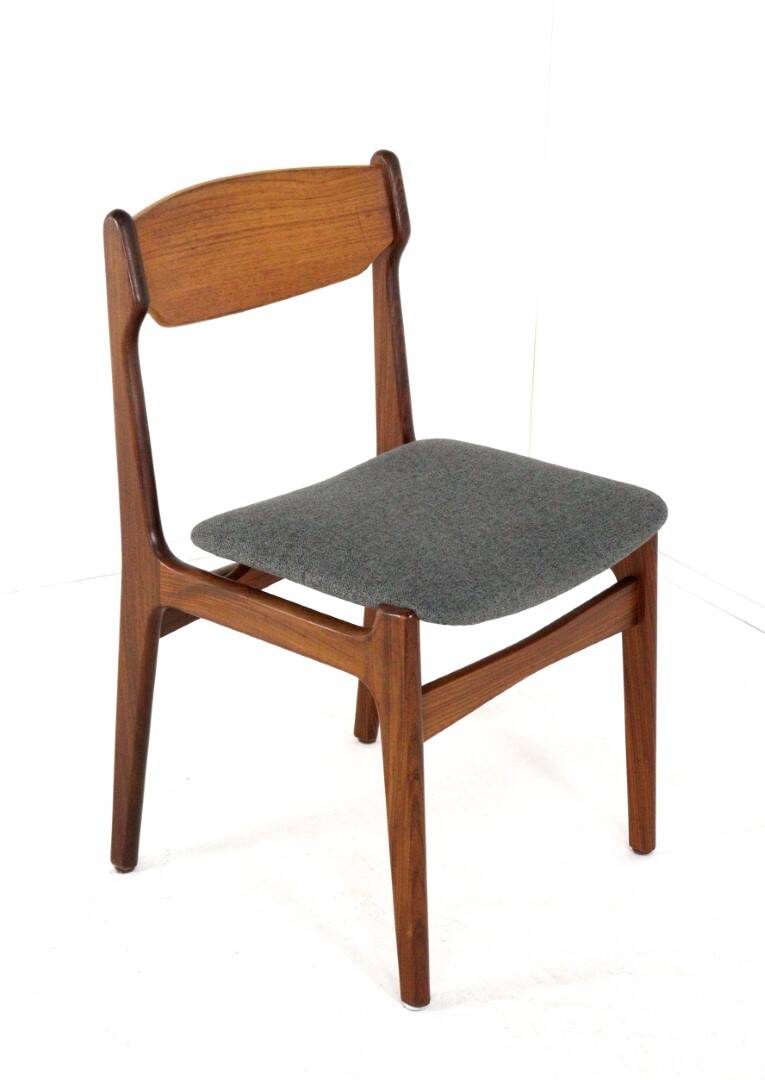 Very nice and solid set of 4 vintage teak chairs - Findahl.