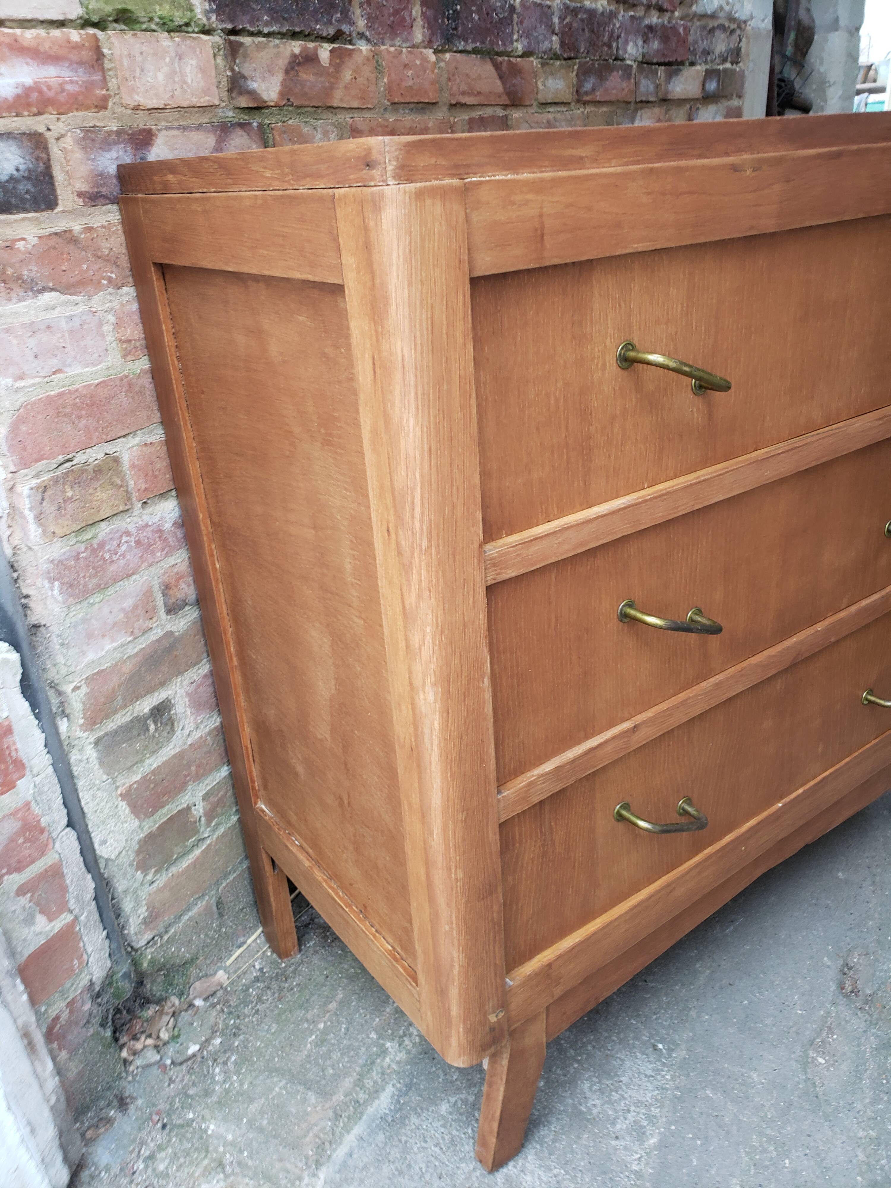 Commode vintage pied compas