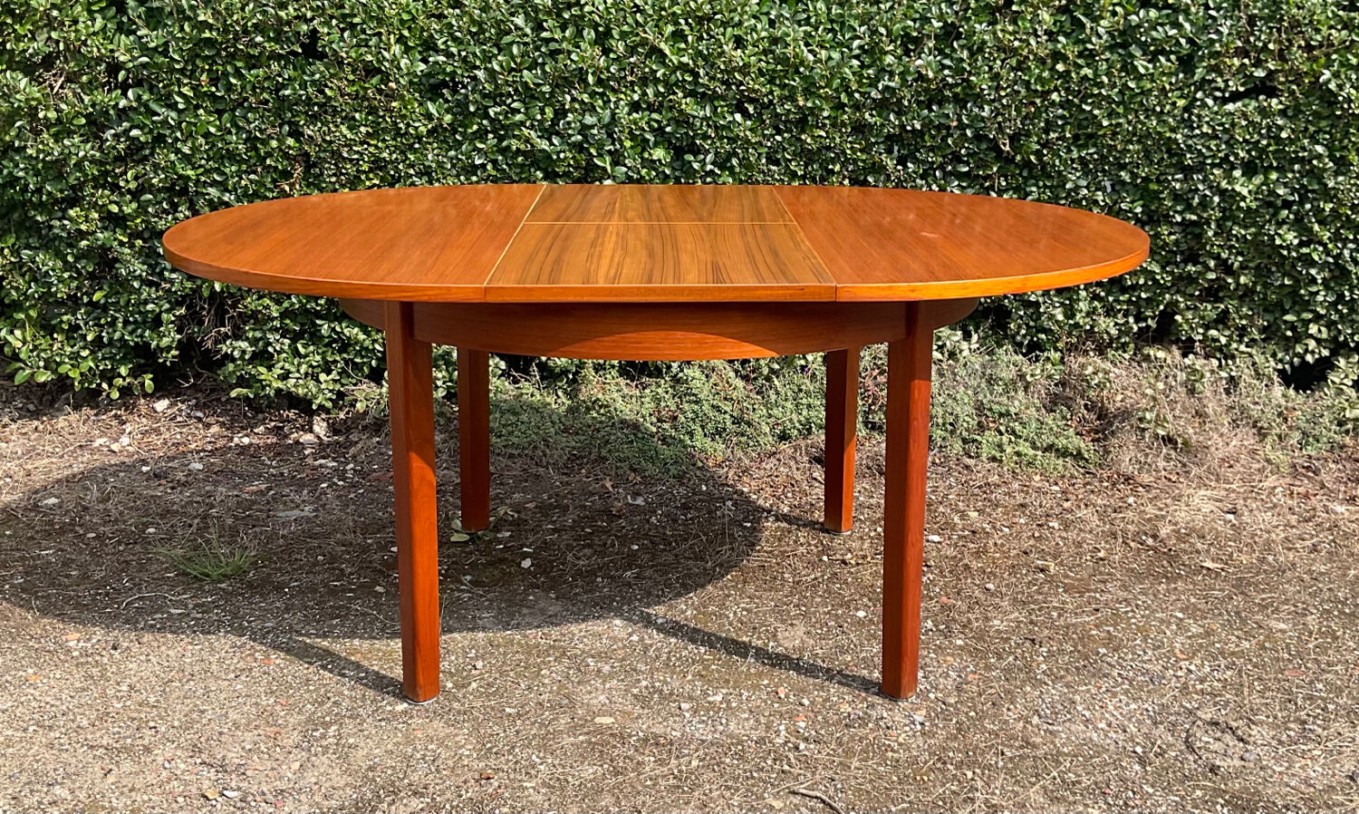 Scandinavian extending table from the 60s and 70s