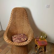 Fauteuil en osier tressé