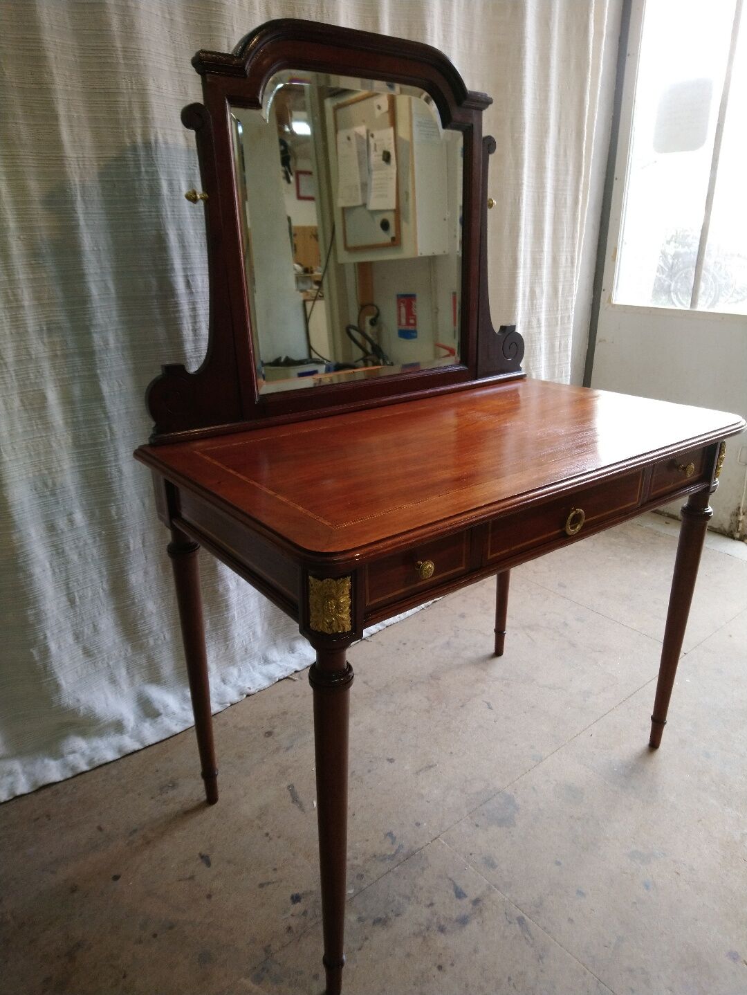 Old mahogany dressing table