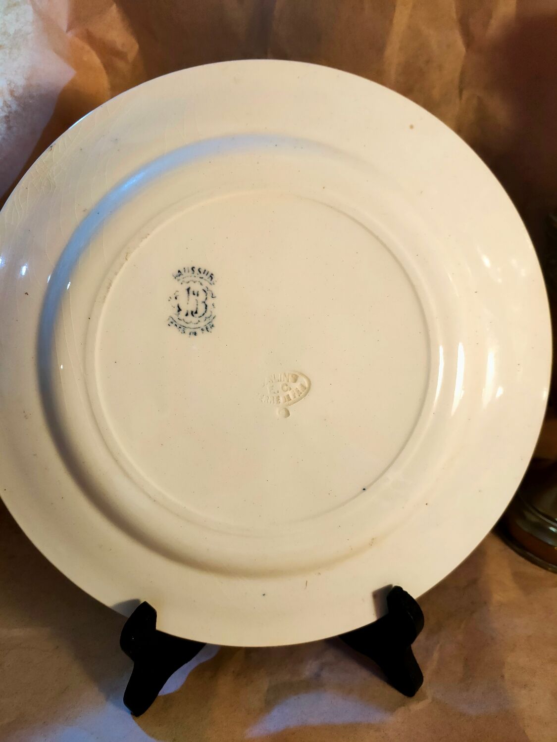 Plate iron earth Salins