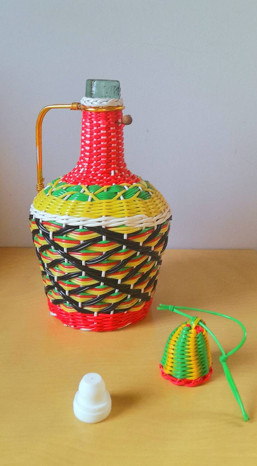 Bouteille scoubidous viresa 60s