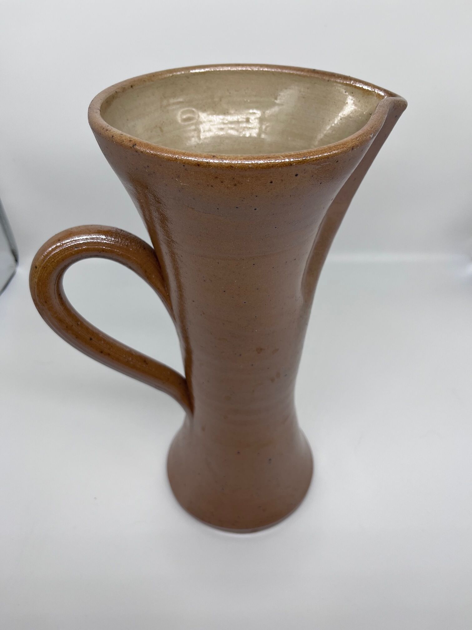 Pitcher in sandstone