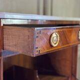 Louis XVI drop-leaf secretary in rosewood and violet wood veneer, 18th century