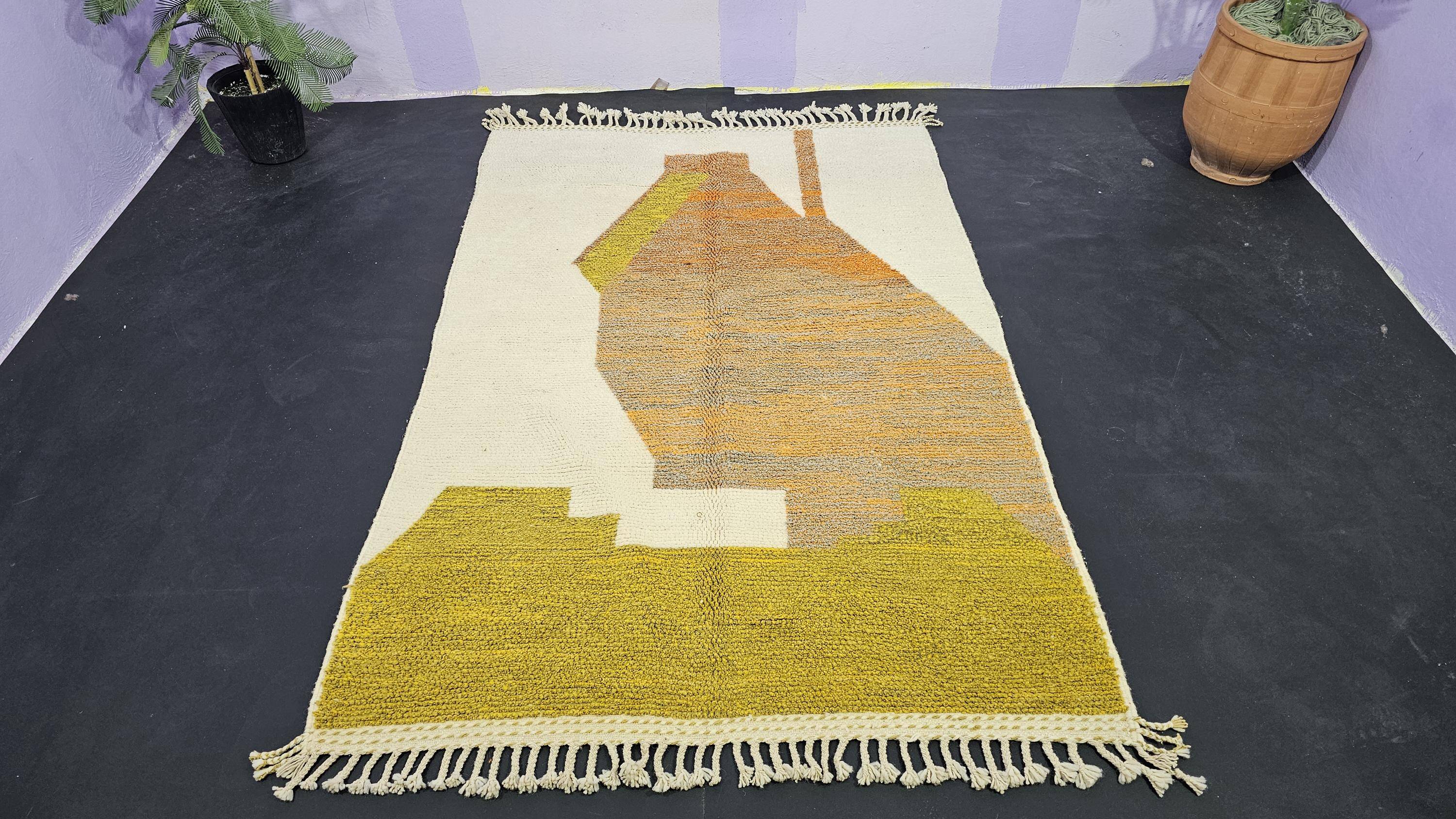 Traditional Moroccan handwoven rug 2.5x1.5 m