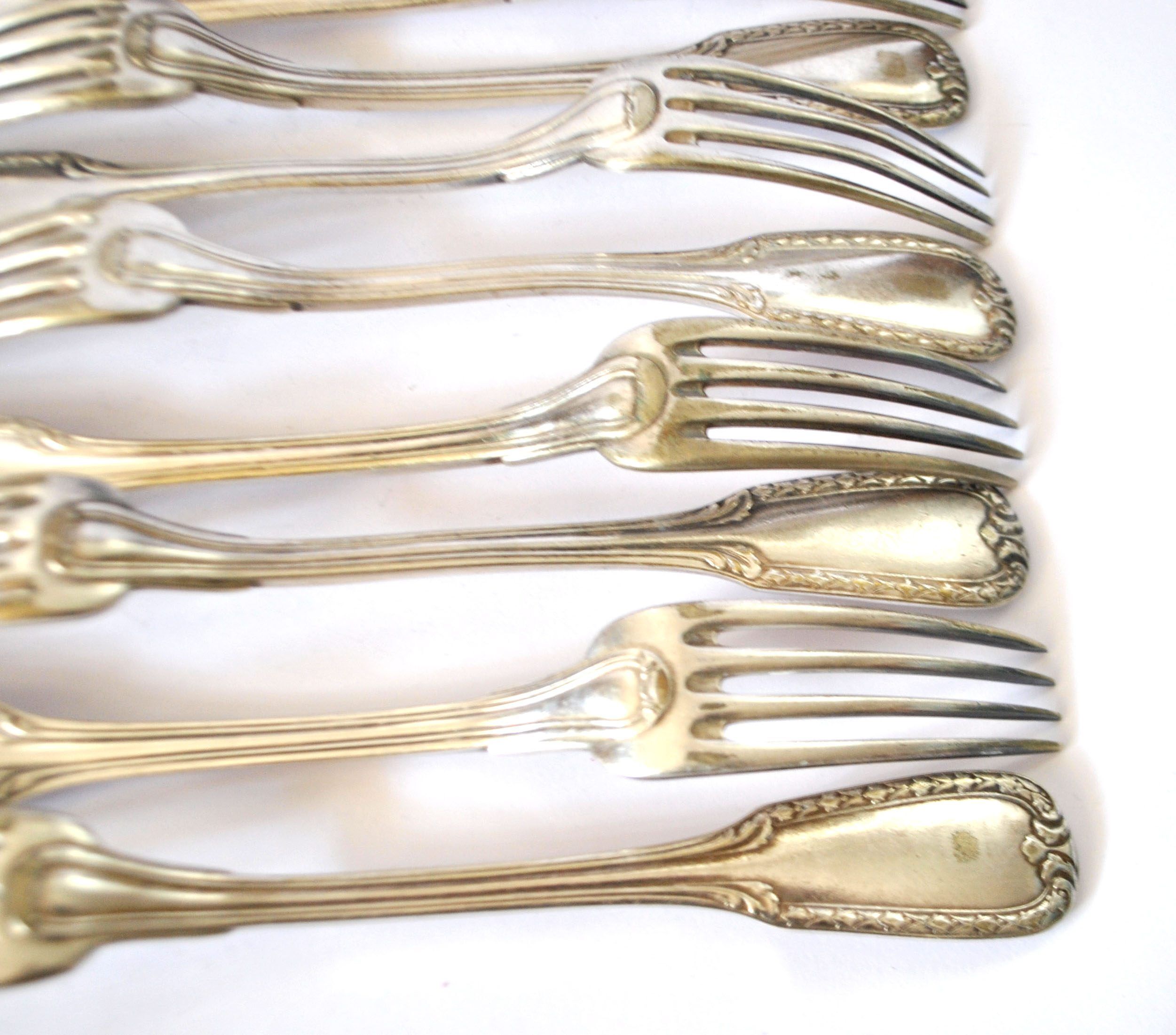 Set of 21 classic silver-plated metal table cutlery from 1900 by silversmith Boulenger, 21cm.