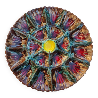 Handmade painted and glazed Barbotina ceramic oyster dish from Vallauris France ann