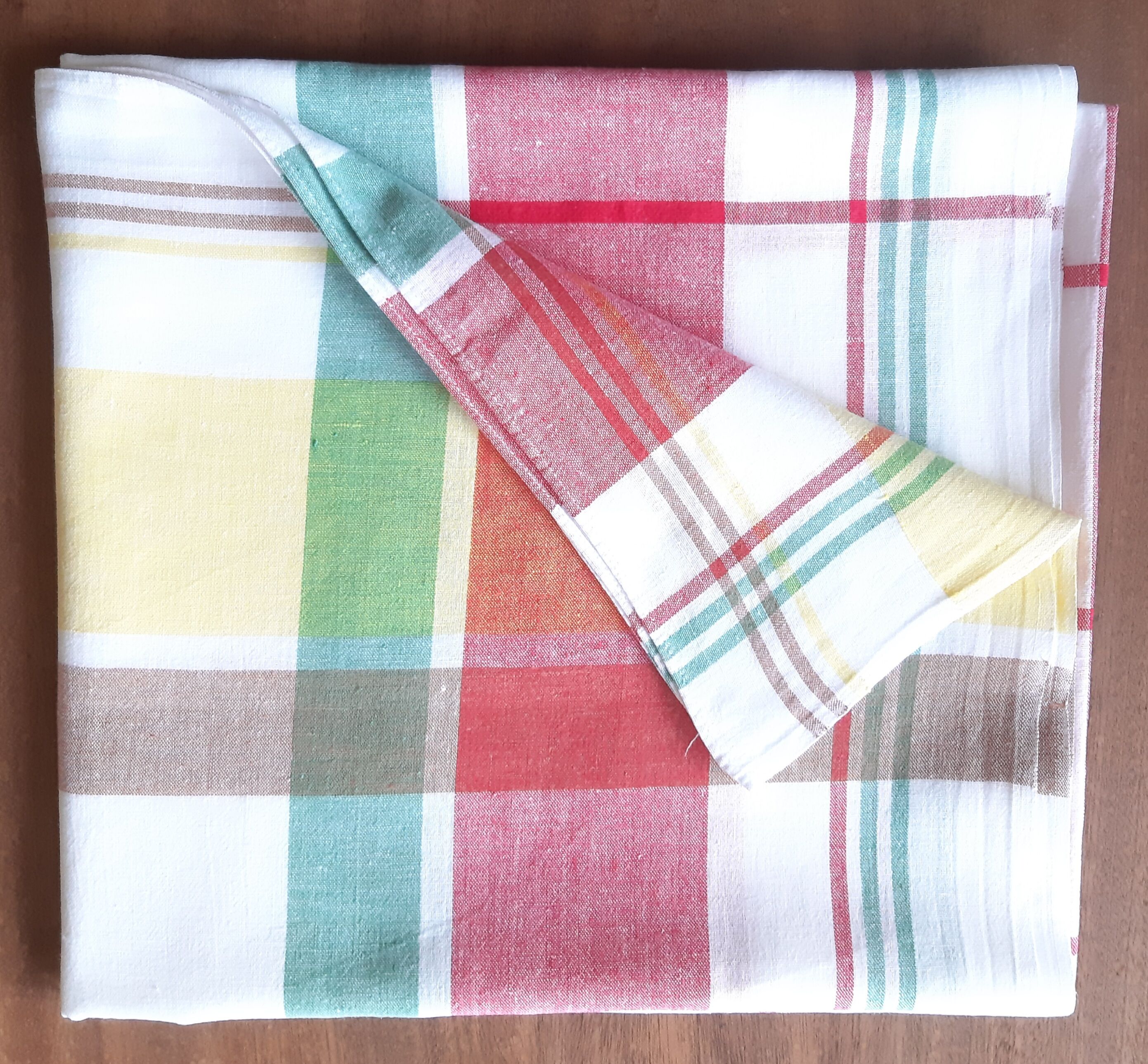 Country tablecloth 130 x 120