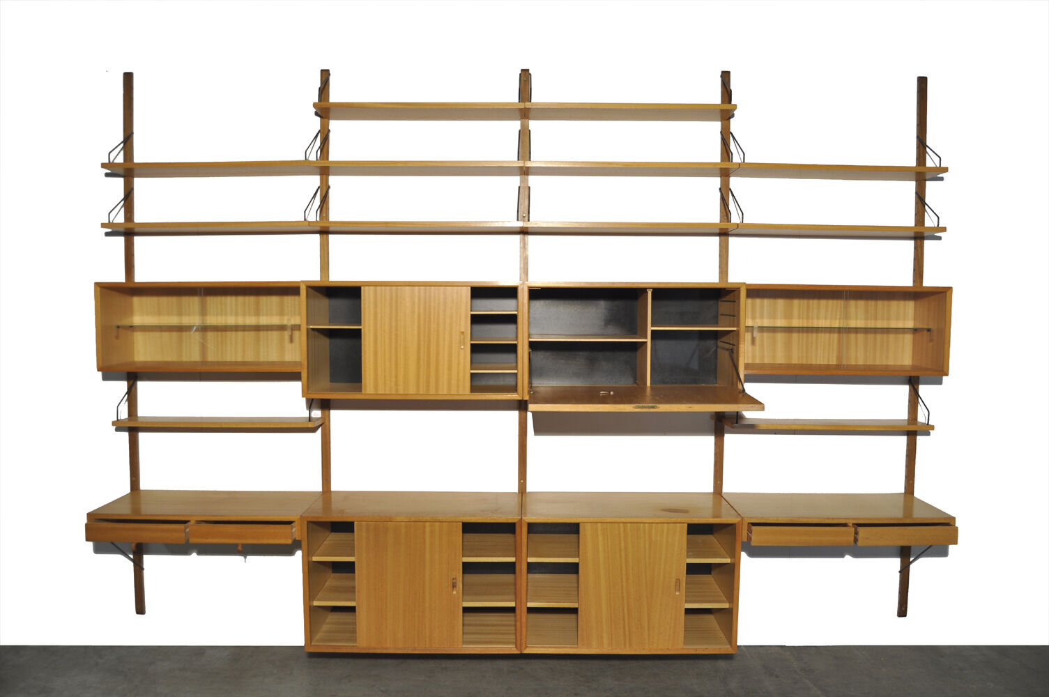 Oak modular wall unit by Poul Cadovius for Cado, 1960s
