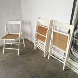 Set of 4 folding chairs, can.
