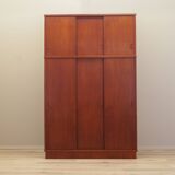 Armoire en teck, design danois, années 1970, production : Danemark