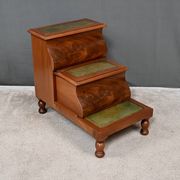 Victorian Library Step Stool in Mahogany, England – 2nd half of the 19th century