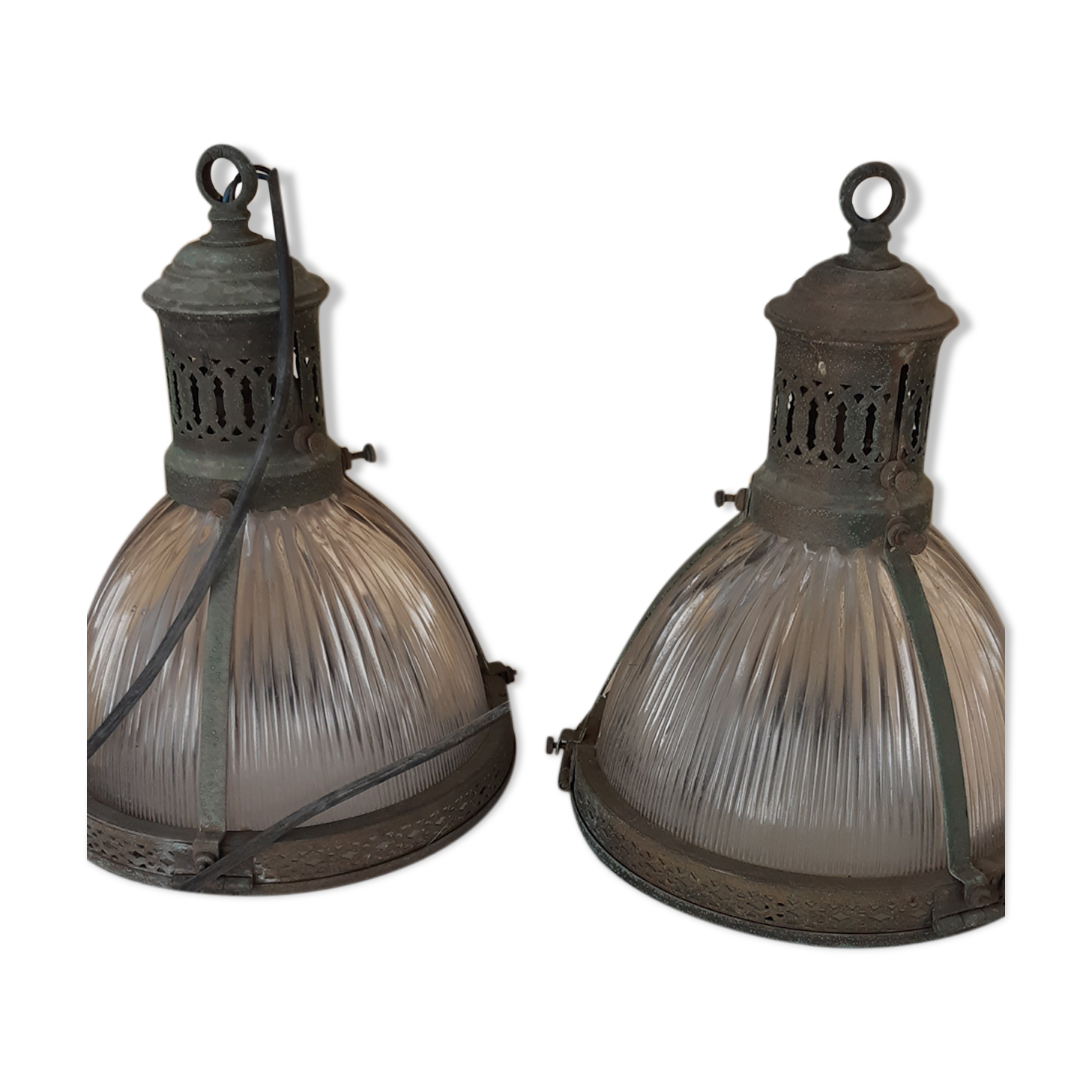 2 holophanous industrial lamps