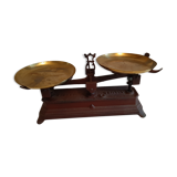 Old scale with 2 trays type Roberval