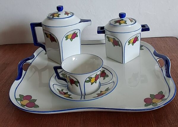 Service à café en porcelaine A.Lanternier &Co Limoges. Années 60