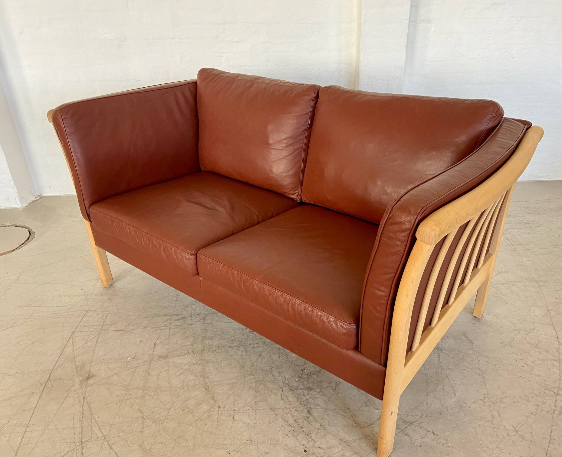 VINTAGE DANISH MID CENTURY DARK COGNAC LEATHER 2 SEATER STOUBY SOFA