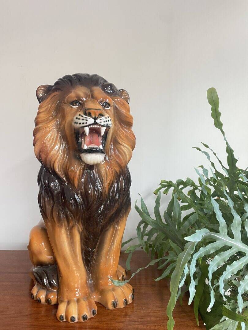 Vito the Majestic – Italian large ceramic lion