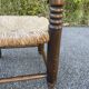 Petite chaise en bois et paille