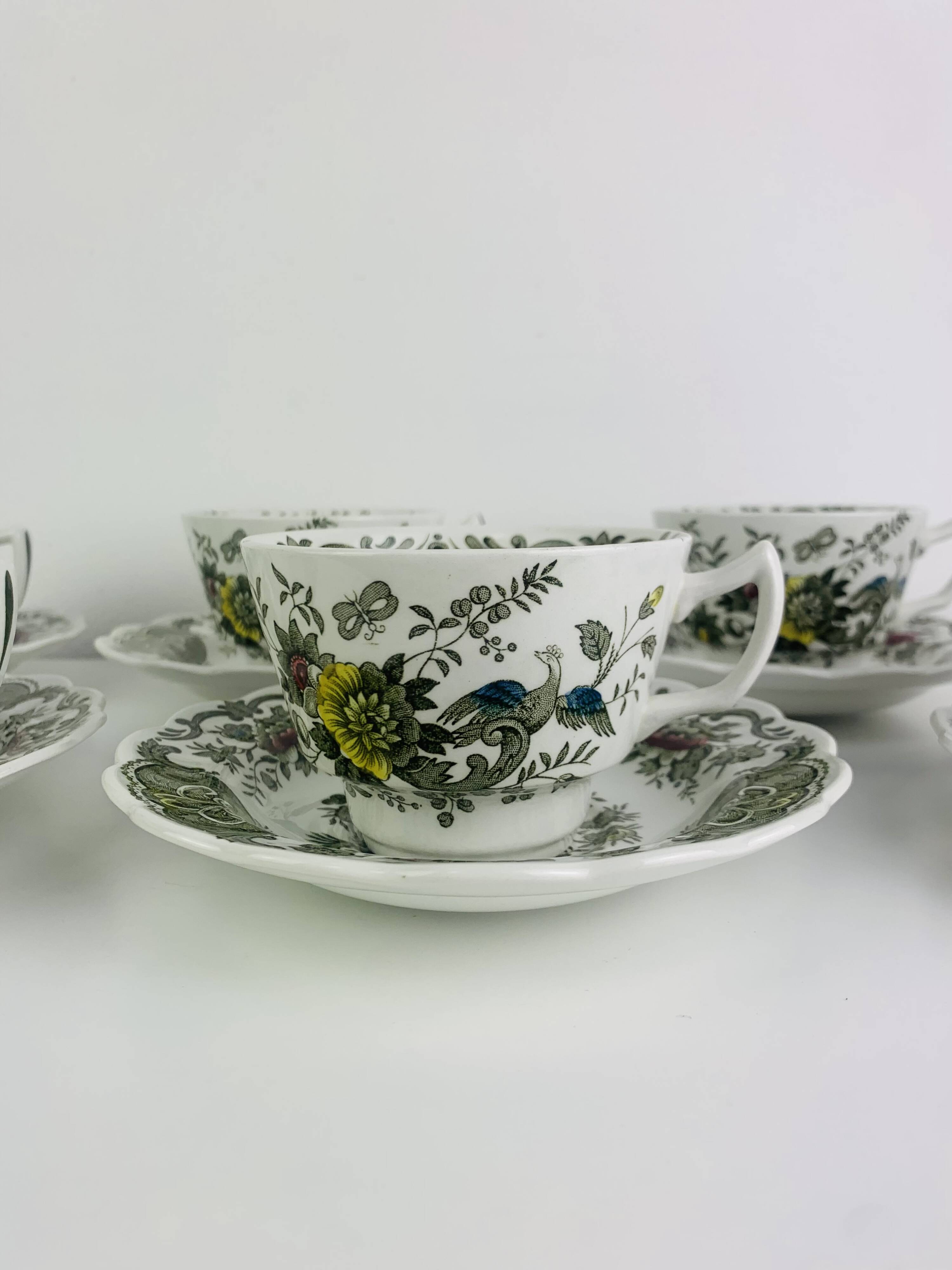 Windsor tea service Ridgway Staffordshire English earthenware, 6 cups
