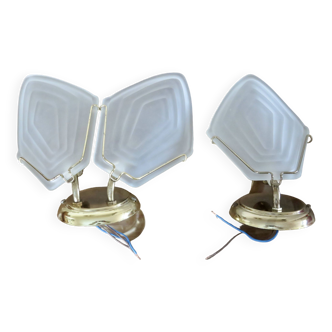 Series of 2 wall lights in frosted glass and gold metal from the 70s