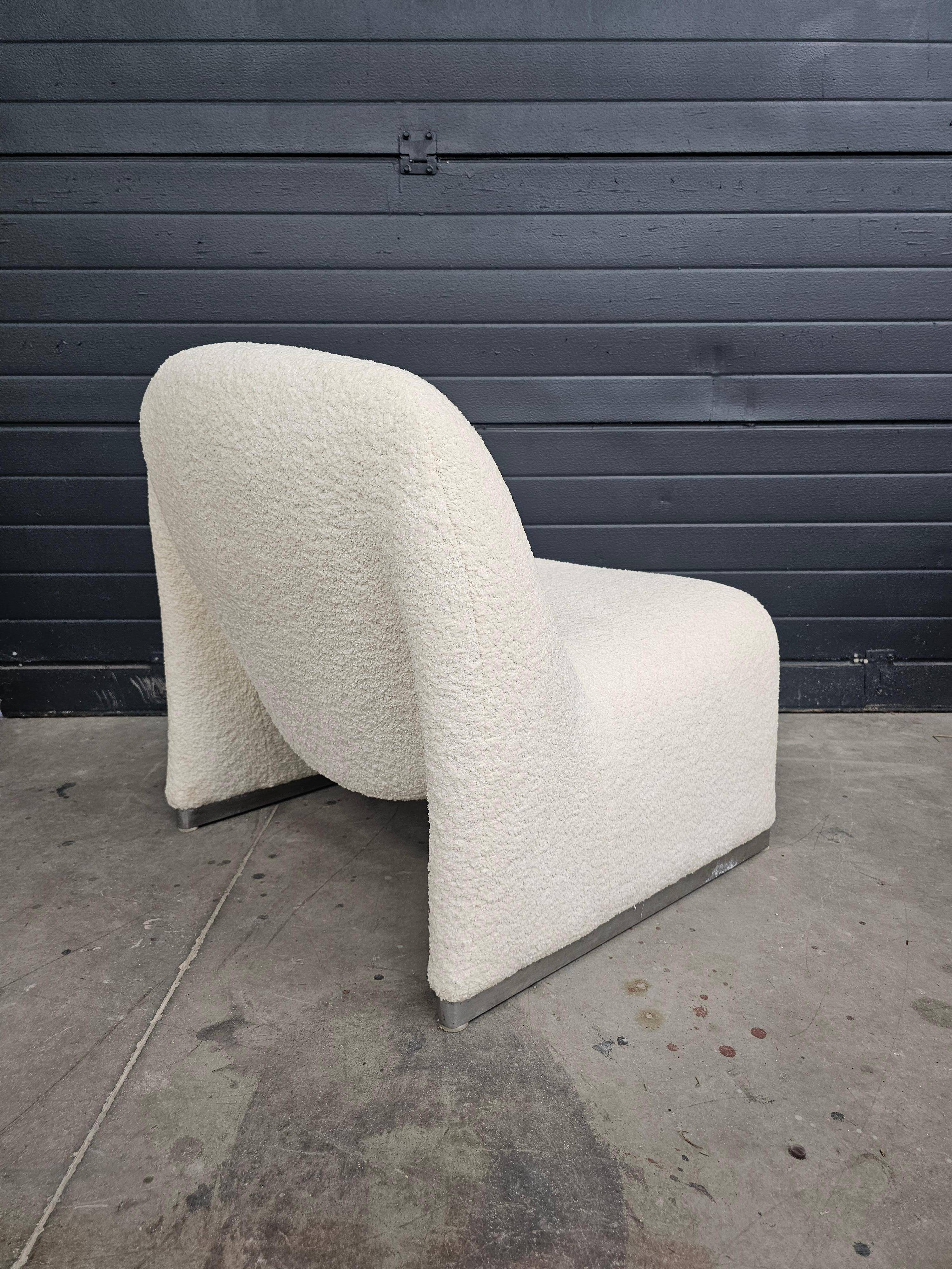 Fauteuil Alky en bouclé par Giancarlo Piretti pour Artifort