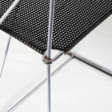 Quatre chaises empilables Nuova X-Line de Niels Jorgen Haugesen  pour Magis