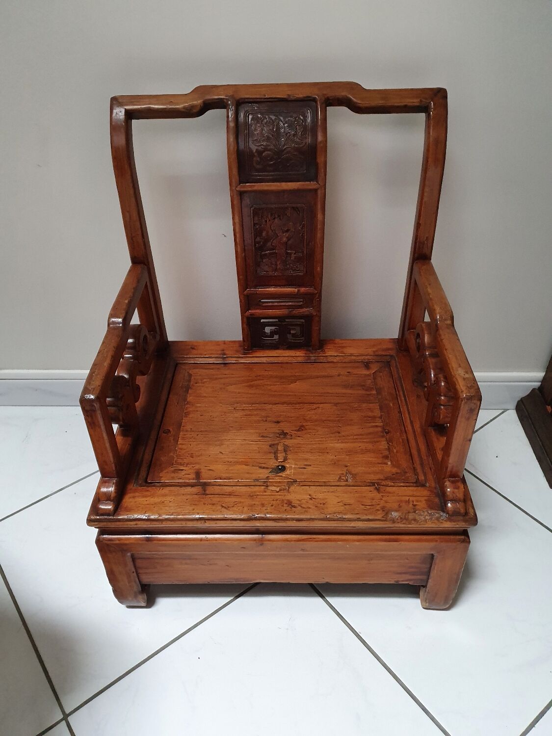 Chaise de dame de cour chinoise