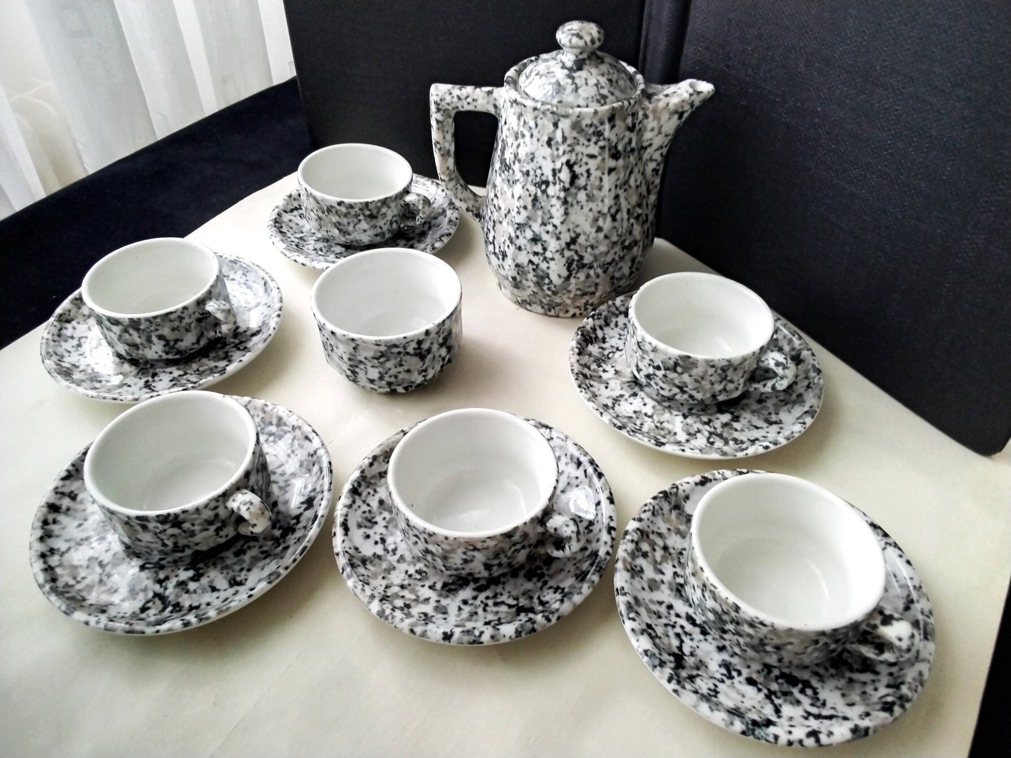 Apilco porcelain coffee service for Geneviève Lethu